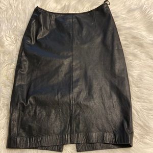 Rinzi Collection Leather Skirt very soft leather and no rips or stain or smell
